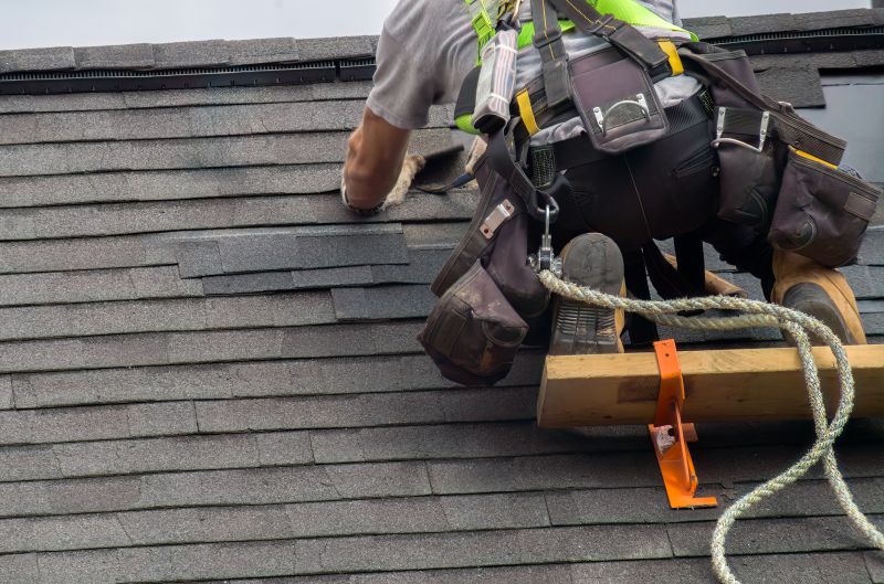 Asphalt Shingles Installation in Brentwood, TN